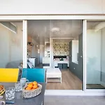 Apartment L'hacienda Grau Du Roi Cosy 4 Pers Avec Piscine Dans Calme Belle Terrasse Coin Nuit Separe A 200 M De La Le Grau-du-Roi