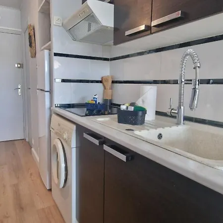 L'hacienda Cosy 4 Pers Dans Calme Avec Piscine Belle Terrasse Coin Nuit Separe A 300 M De La Appartamento *