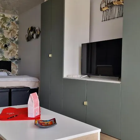 L'hacienda Grau Du Roi Cosy 4 Pers Avec Piscine Dans Calme Belle Terrasse Coin Nuit Separe A 200 M De La