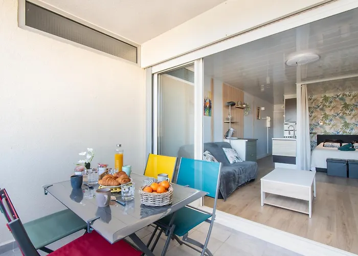 L'hacienda Grau Du Roi Cosy 4 Pers Avec Piscine Dans Calme Belle Terrasse Coin Nuit Separe A 200 M De La 아파트