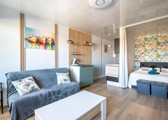 L'hacienda Grau Du Roi Cosy 4 Pers Avec Piscine Dans Calme Belle Terrasse Coin Nuit Separe A 200 M De La *