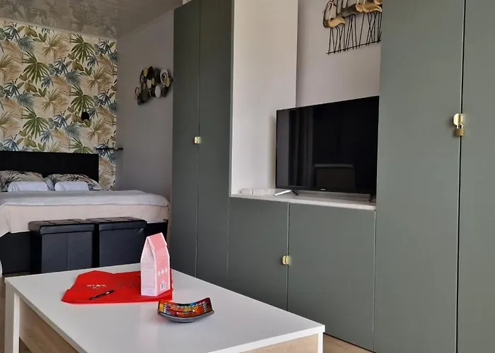 L'hacienda Grau Du Roi Cosy 4 Pers Avec Piscine Dans Calme Belle Terrasse Coin Nuit Separe A 200 M De La